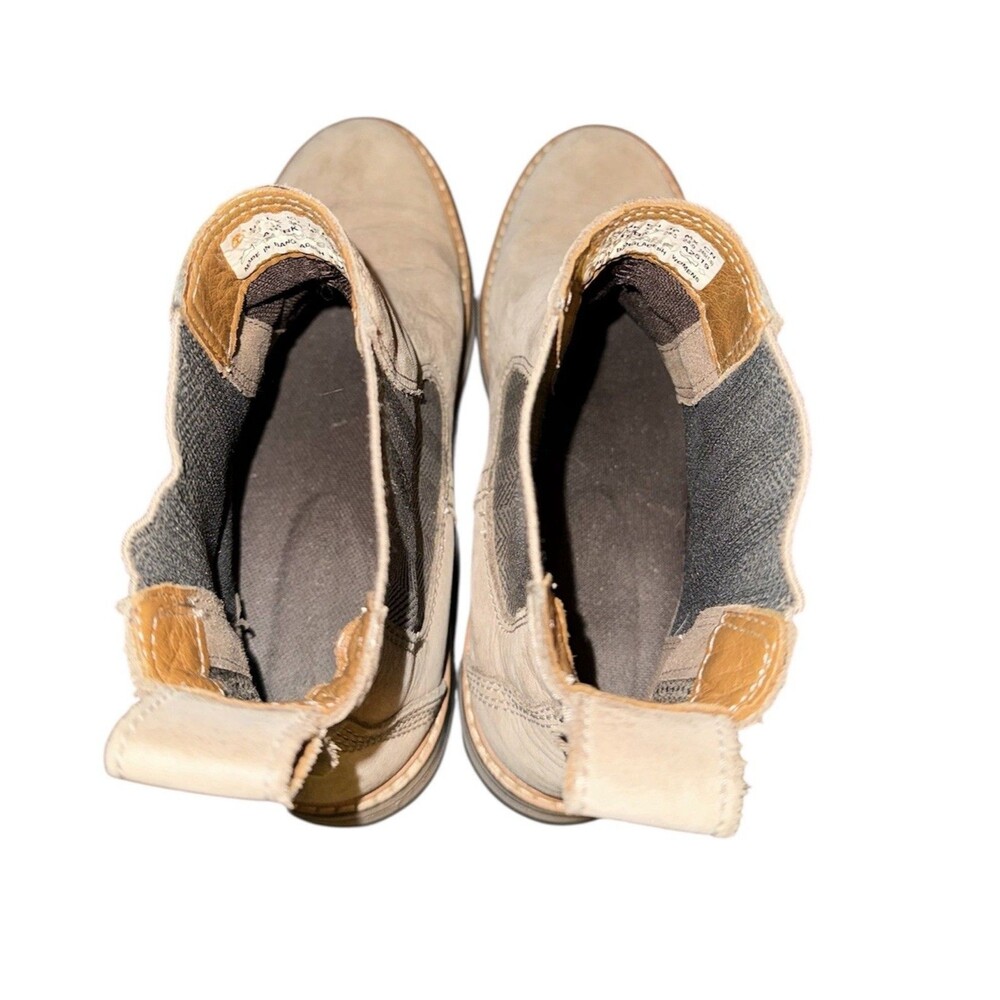 Timberland Women's Courmayeur Chelsea Pull On Ankle Boots Taupe Leather Size 7.5 - Picture 6 of 9